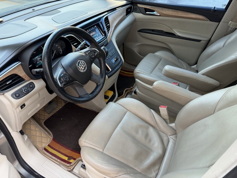 济宁19年别克GL85