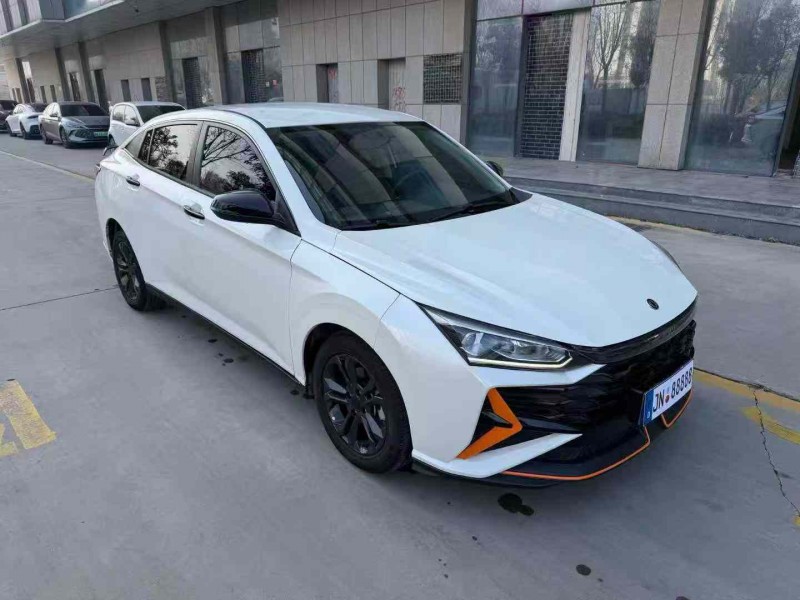 济宁25年东风奕炫2