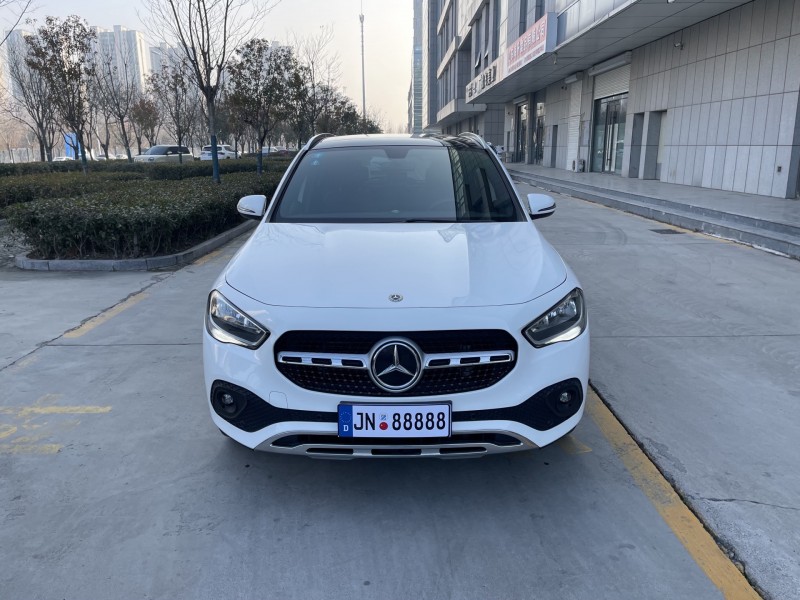 济宁20年奔驰GLA1