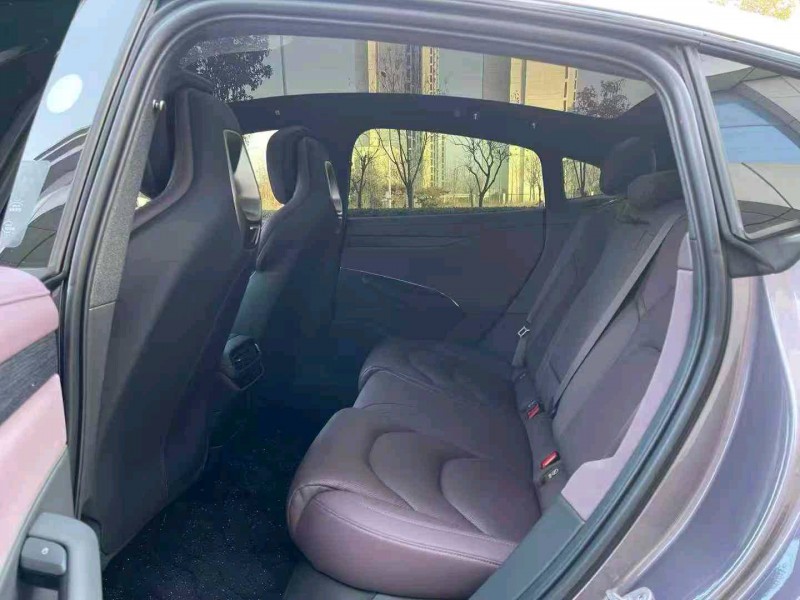 济宁25年小米SU75