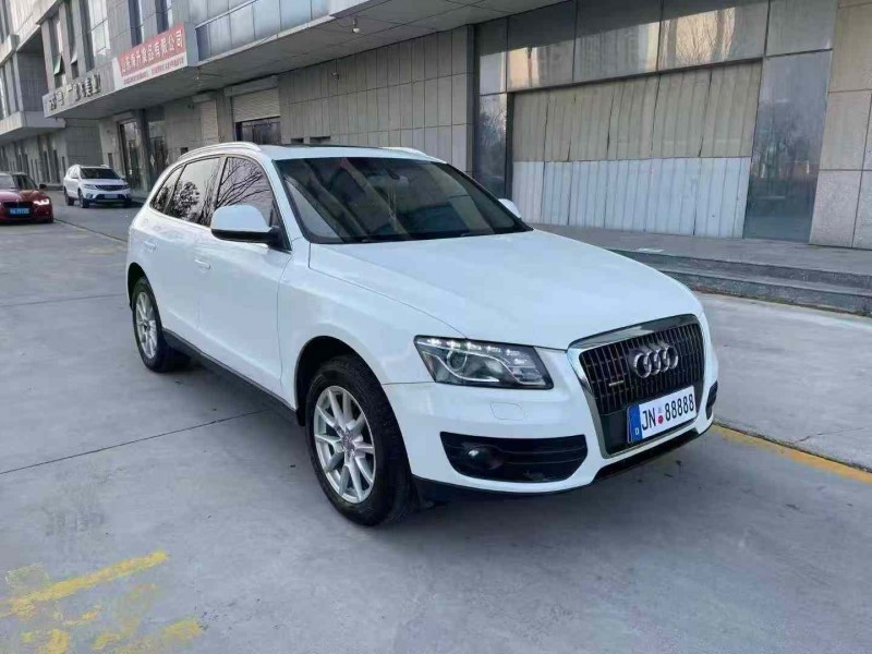 济宁12年奥迪Q53