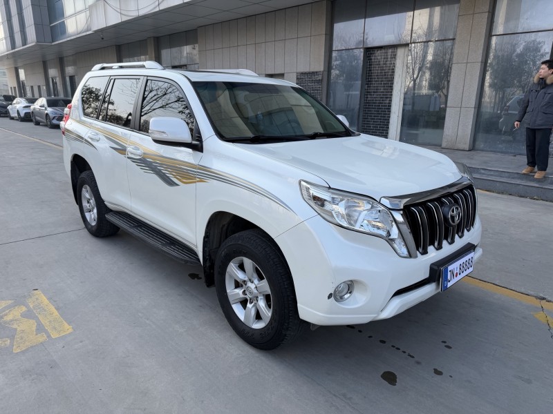 济南14年丰田普拉多3