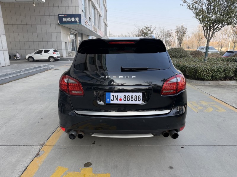 济宁13年保时捷卡宴7