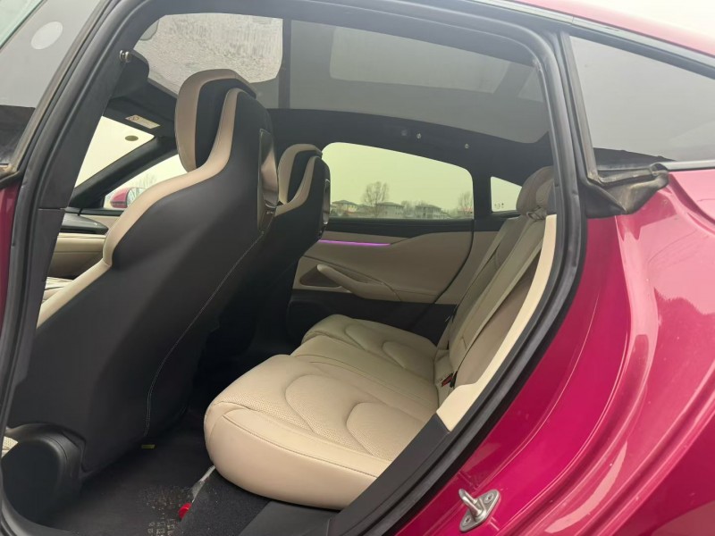 新乡25年小米SU75