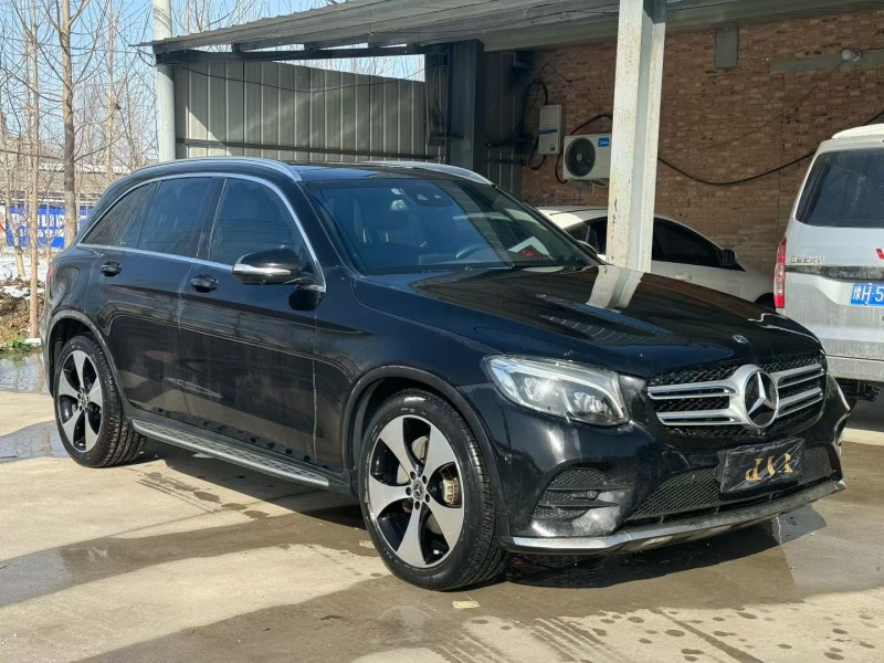 新乡18年奔驰GLC2