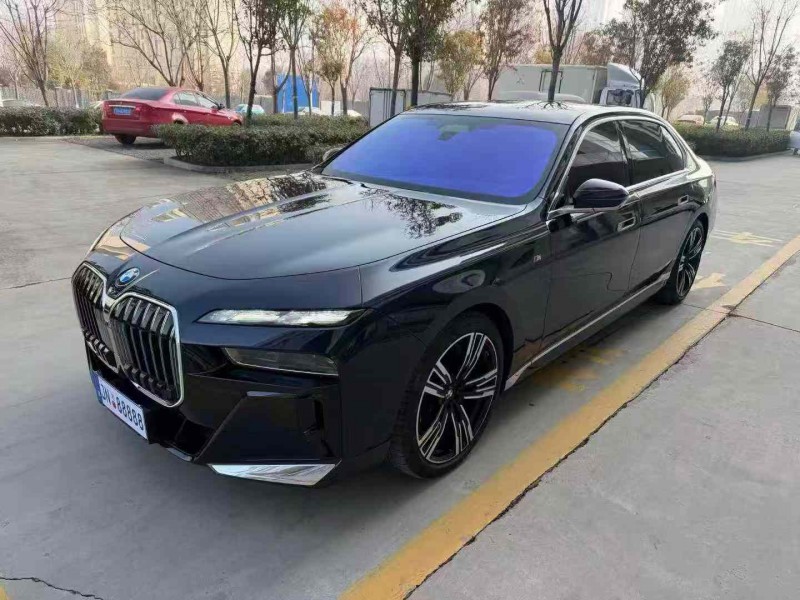 济宁24年宝马7系2