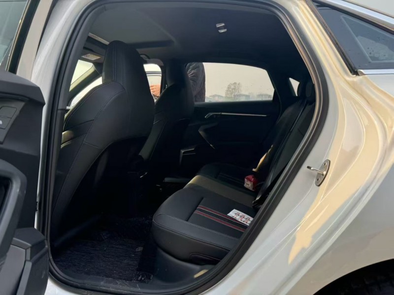 新乡24年奥迪A35