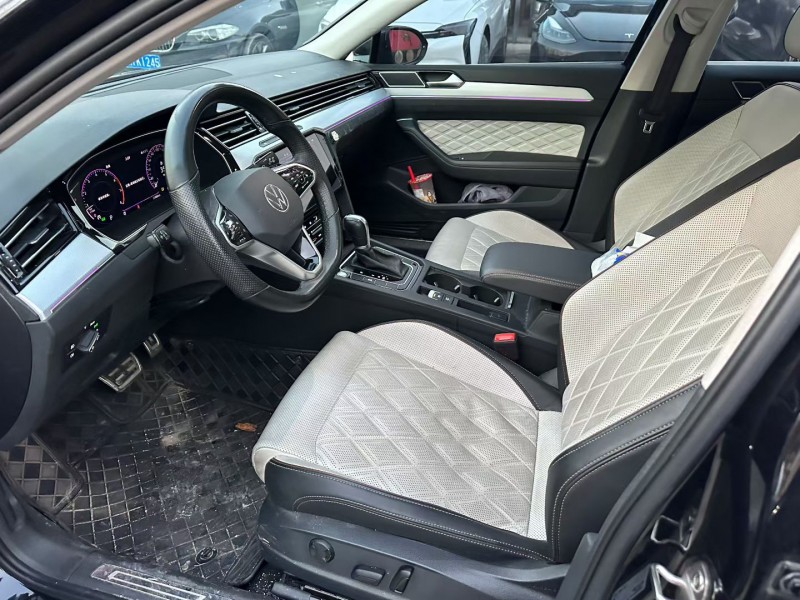 淄博23年大众迈腾4