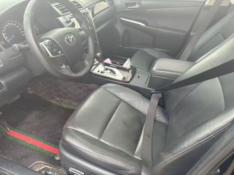 淄博16年丰田凯美瑞4