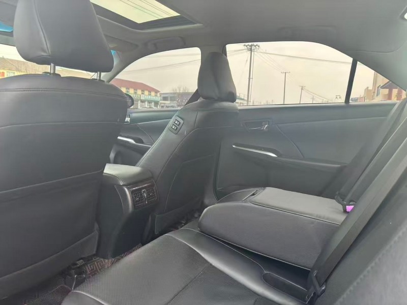 淄博16年丰田凯美瑞5