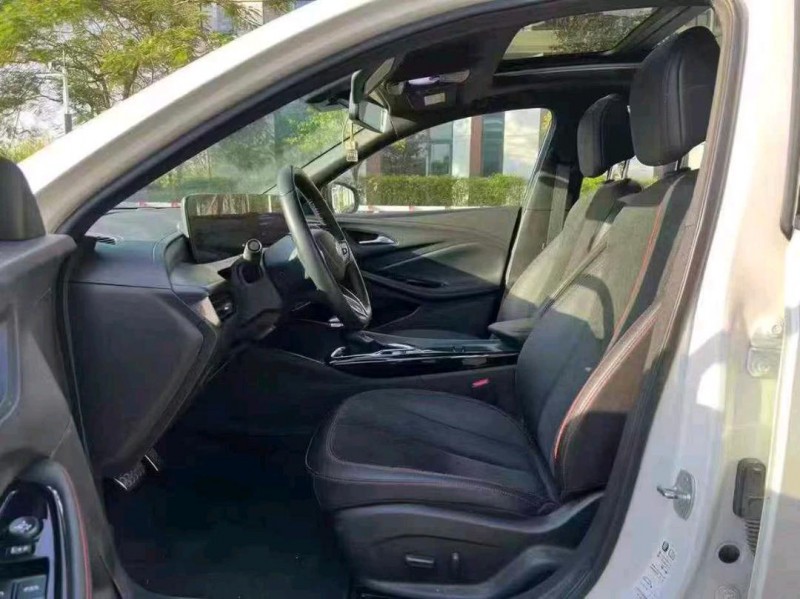 广州23年别克威朗9