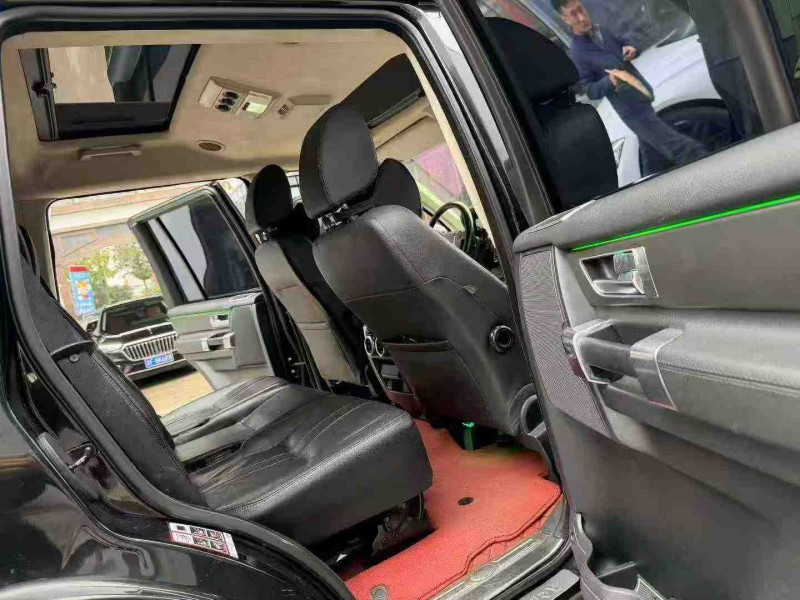 徐州17年路虎发现7