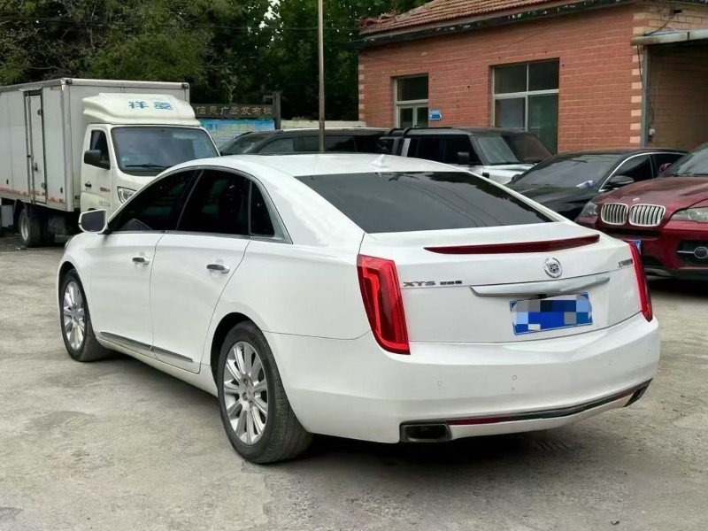 淄博18年凯迪拉克XT47