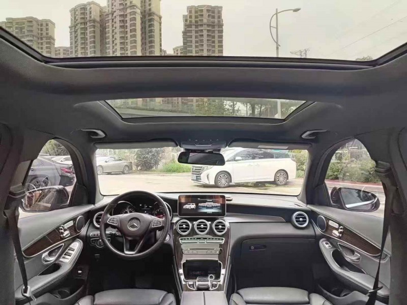 广州17年奔驰GLC6