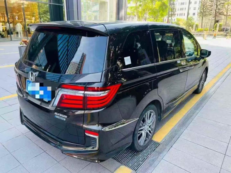 广州21年本田艾力绅8