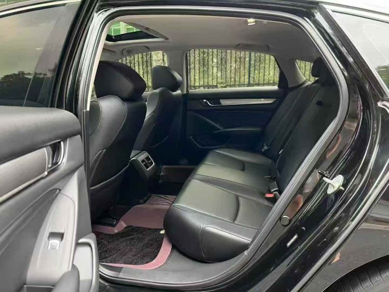 广州21年本田雅阁5