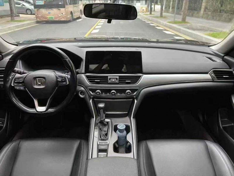 广州21年本田雅阁6