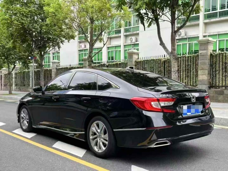 广州21年本田雅阁7