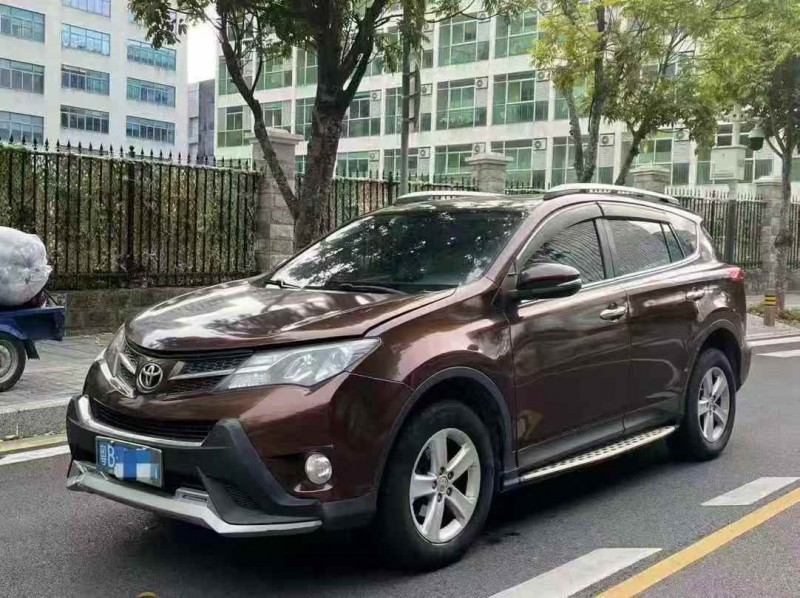 广州14年丰田RAV4荣放3