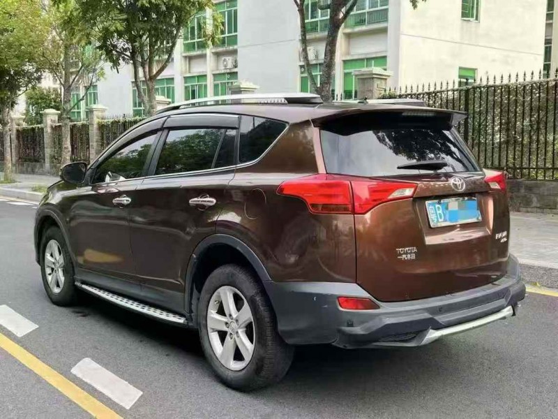 广州14年丰田RAV4荣放7