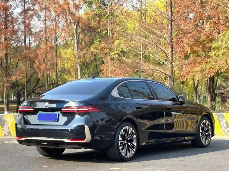 福州24年宝马5系5