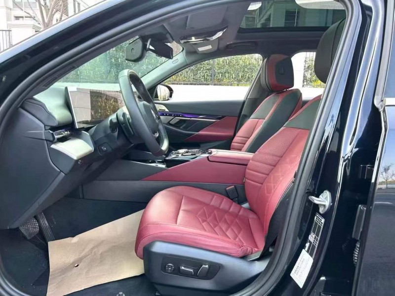 福州24年宝马5系8