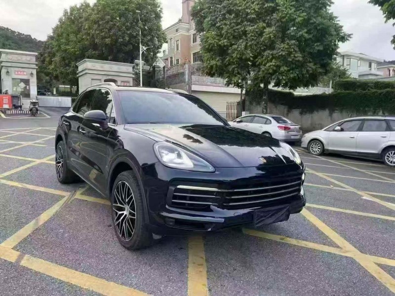 广州20年保时捷卡宴2