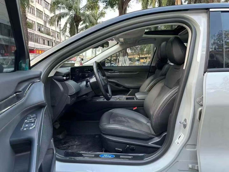 广州24年福特蒙迪欧8