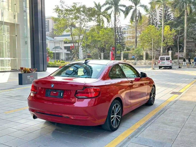 深圳18年宝马2系8