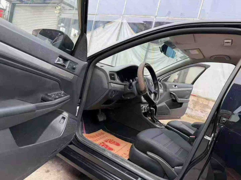 徐州16年大众朗逸4