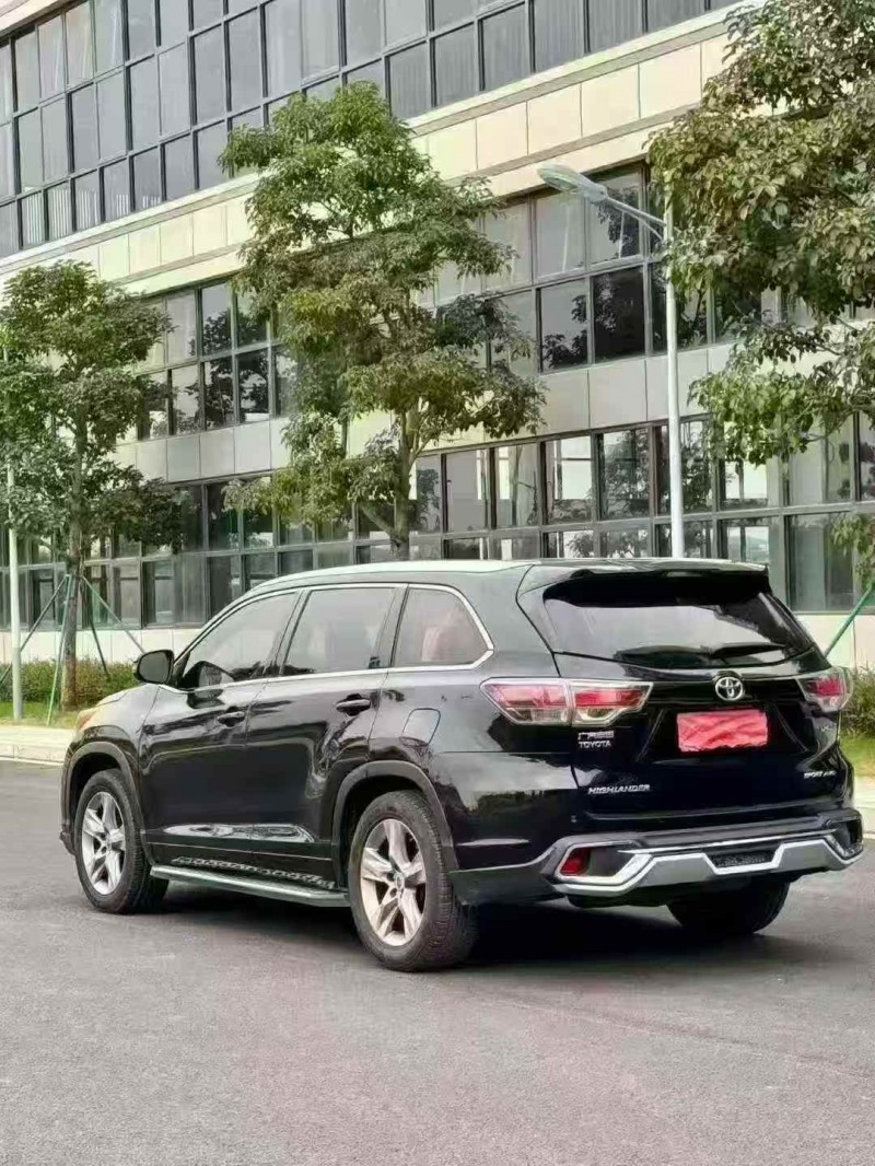 广州15年丰田汉兰达5