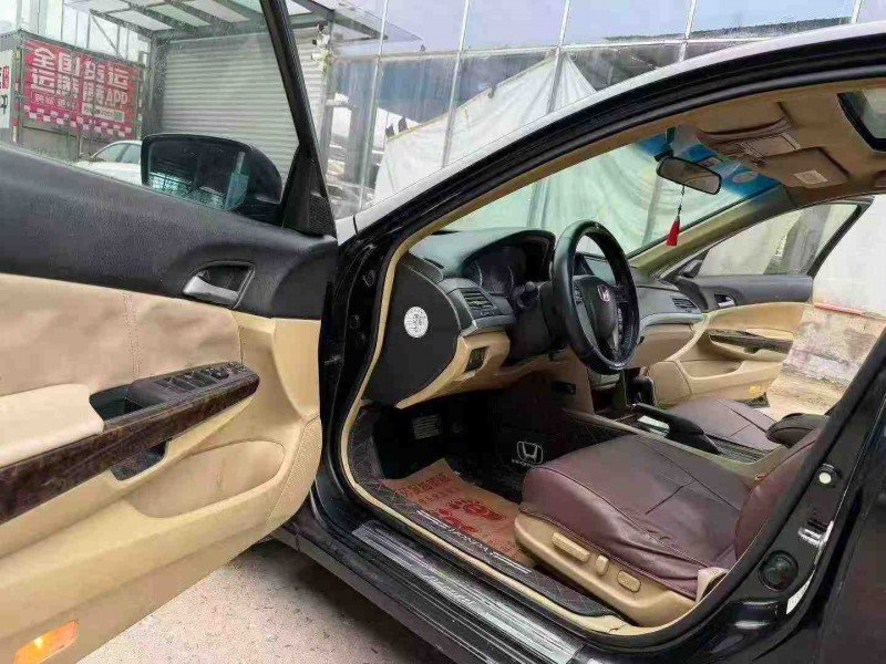 徐州10年本田雅阁4