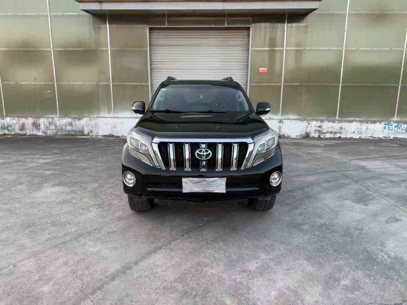 徐州17年丰田普拉多1