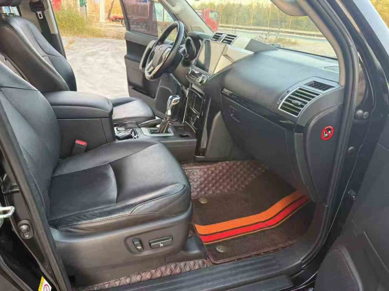 徐州17年丰田普拉多6