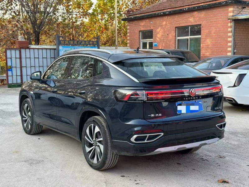 淄博25年大众探岳8