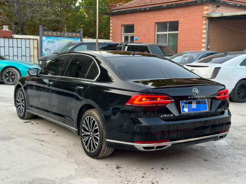 淄博23年大众辉昂7