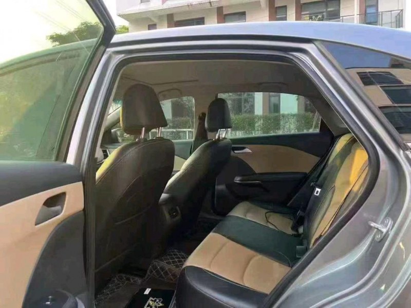 广州22年雪佛兰科鲁泽7