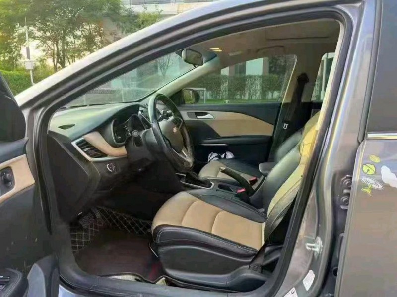 广州22年雪佛兰科鲁泽9