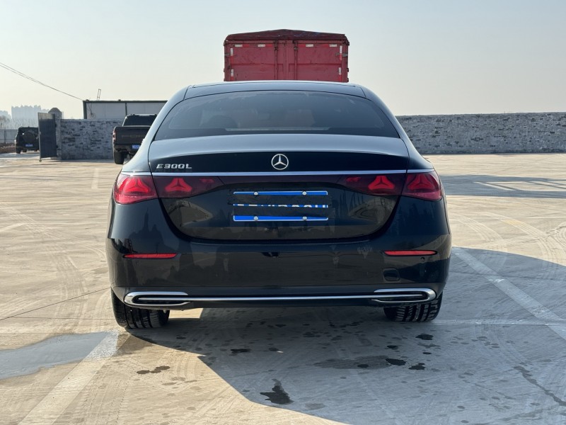 新乡25年奔驰E5