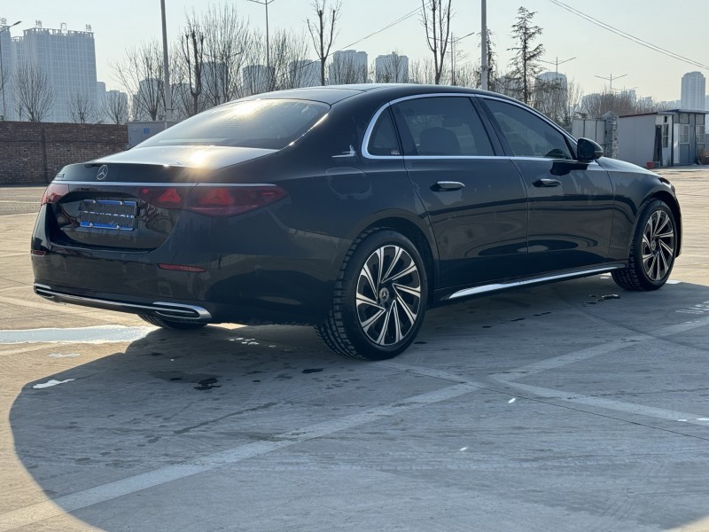 新乡25年奔驰E6