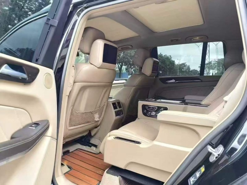 广州13年奔驰GL6