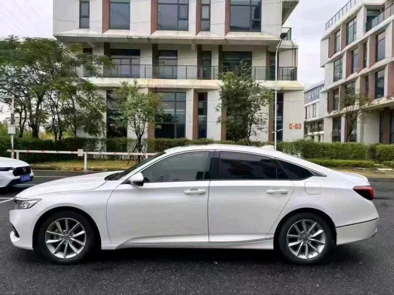 广州21年本田雅阁5