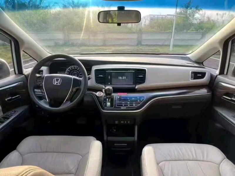 广州17年本田奥德赛8