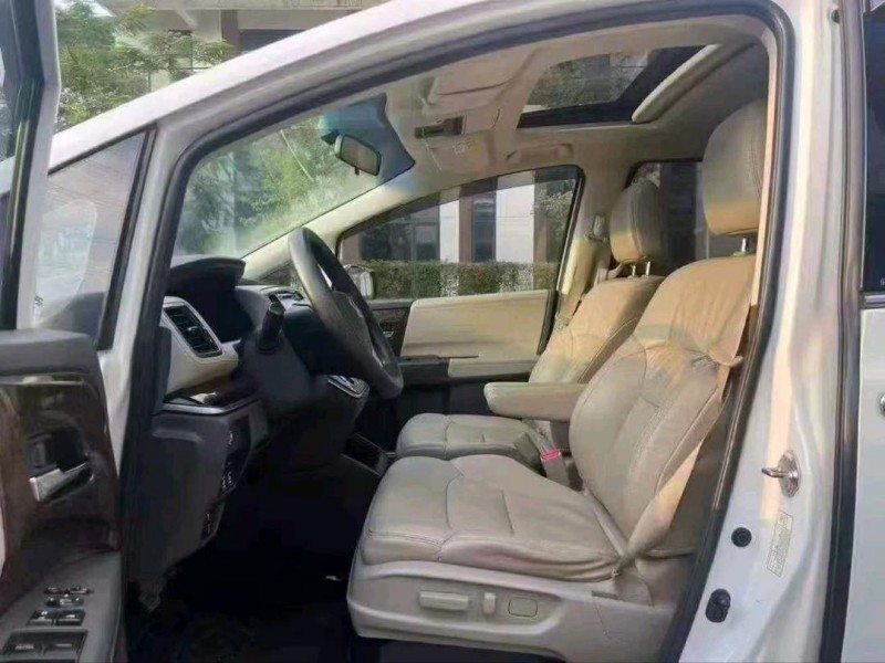 广州17年本田奥德赛9