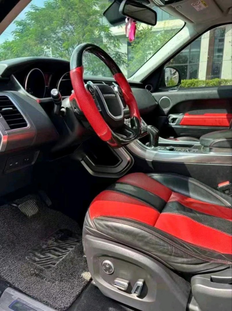 广州17年路虎揽胜运动8