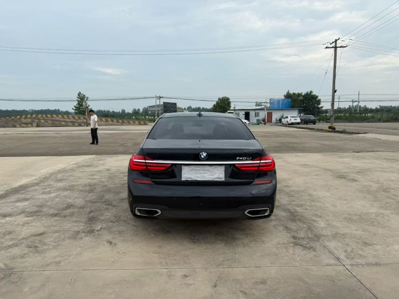 徐州19年宝马7系9