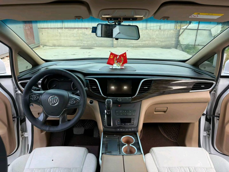 徐州19年别克GL85