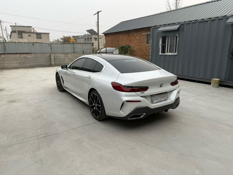 徐州24年宝马8系3