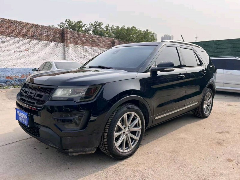 邢台18年福特探险者2