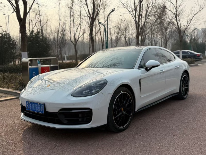 聊城22年保时捷帕拉梅拉2